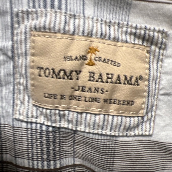 Tommy Bahama Jean button up - Picture 2 of 9